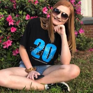 Meet your Posher, Gillian